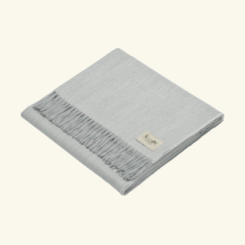 Pled z alpaki fishbone | 100% baby alpaca | BIAŁO SREBRNY