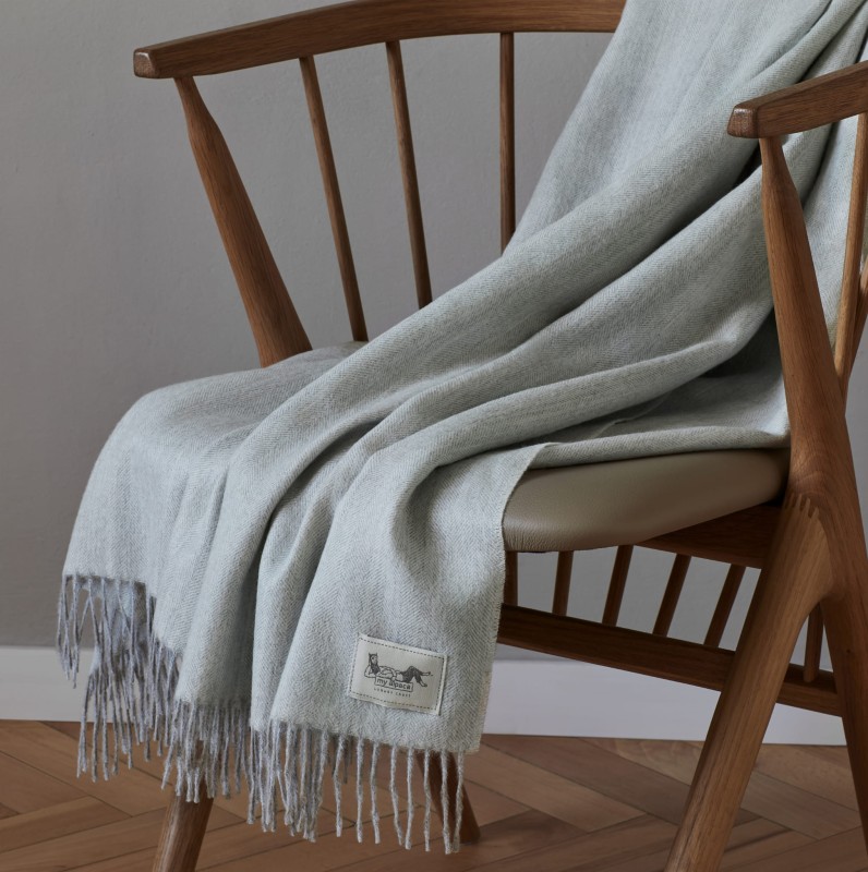 Pled z alpaki fishbone | 100% baby alpaca | BIAŁO SREBRNY