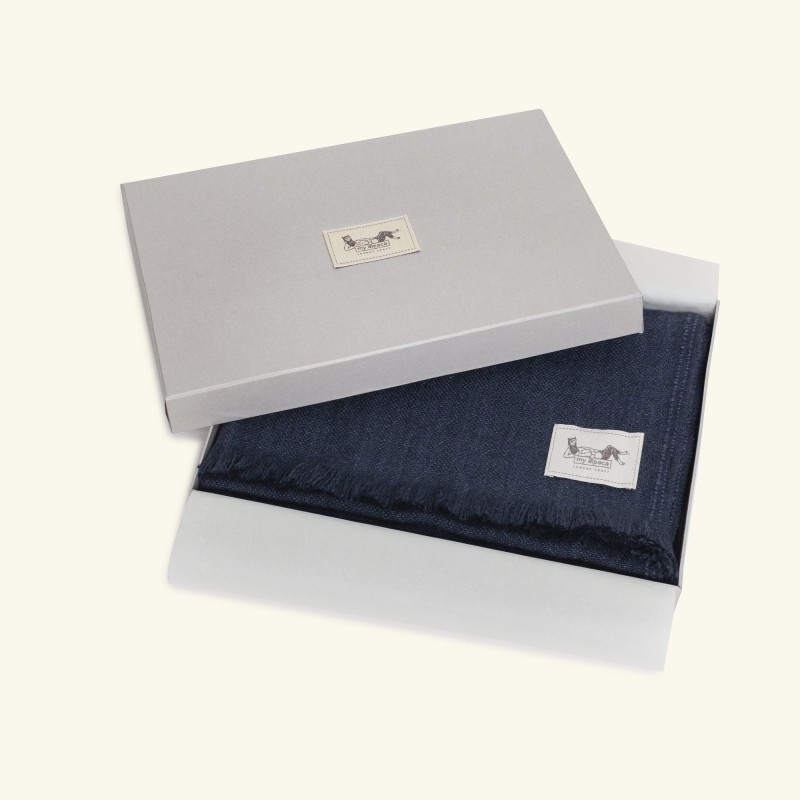 Szal tkany ręcznie z alpaki, kaszmiru i wełny merynosa - indigo - w pudełku