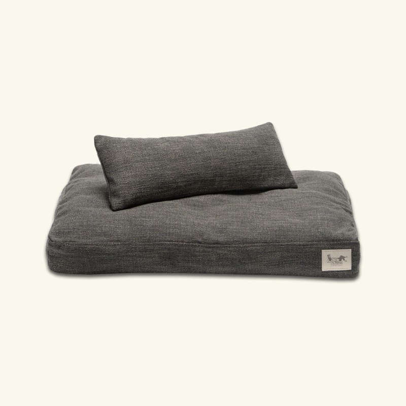 Posłanie dla psa z poduszką ręcznie szyte | wypełnione 100% alpaką - S